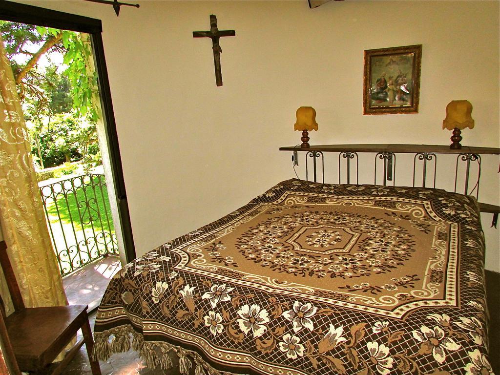 Agriturismo "Borgo Madonna Degli Angeli" - Charming Cottages In The Gardens ! Tocco da Casauria Kültér fotó