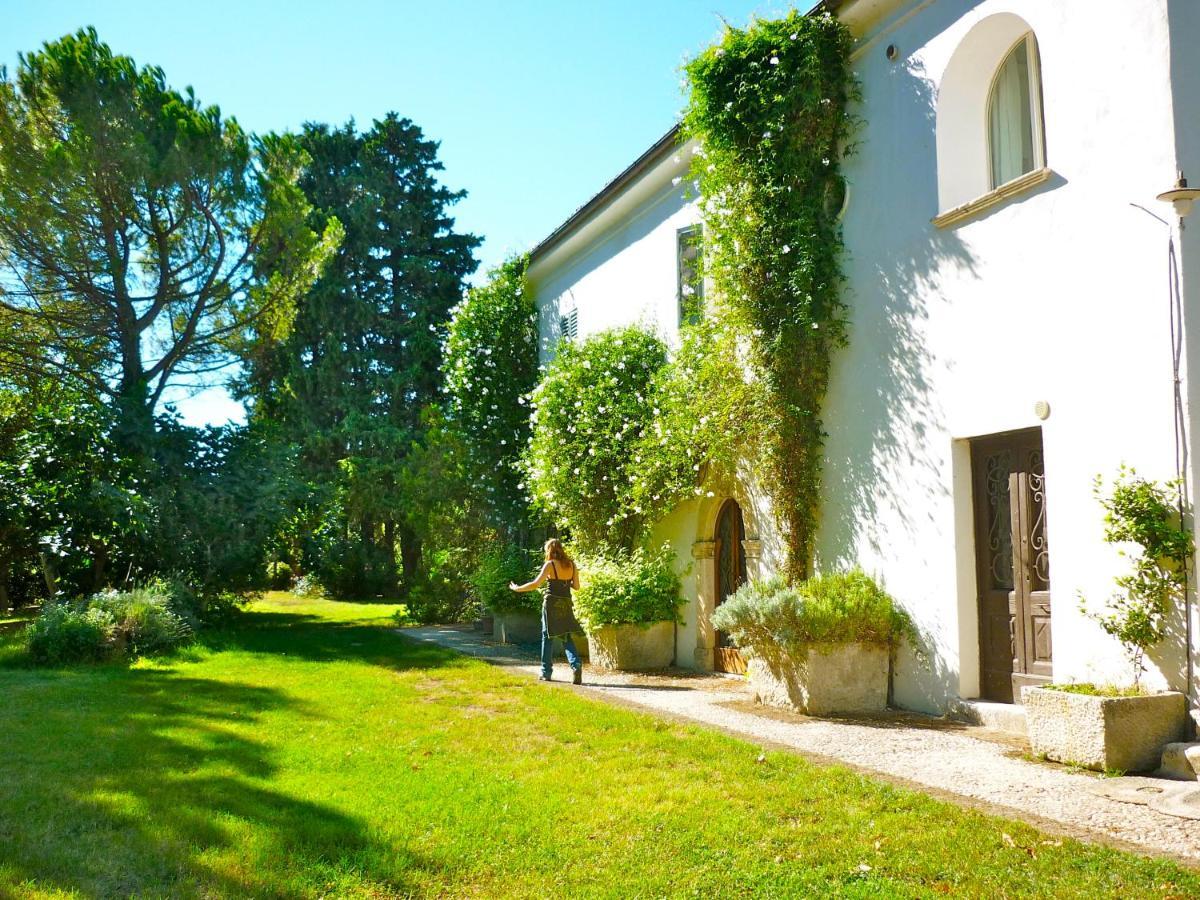 Agriturismo "Borgo Madonna Degli Angeli" - Charming Cottages In The Gardens ! Tocco da Casauria Kültér fotó